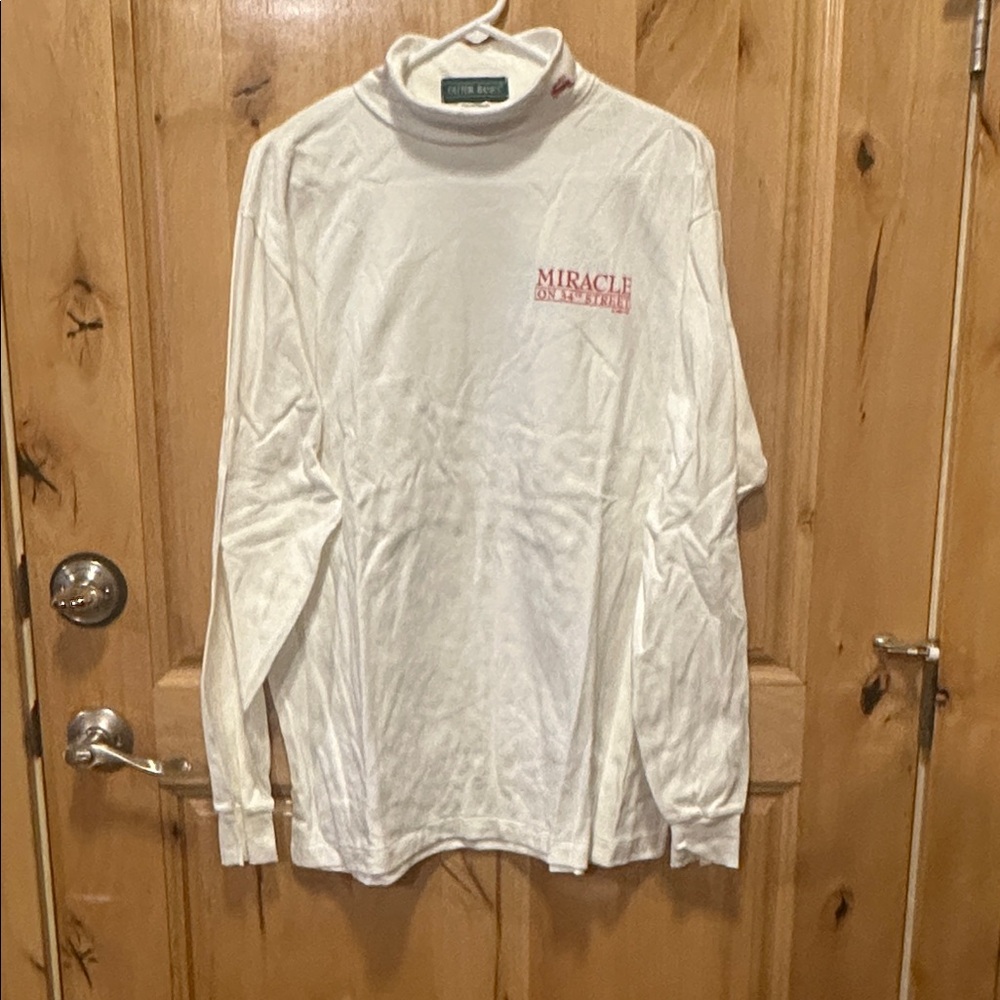 White Long Sleeve turtleneck Shirt XL